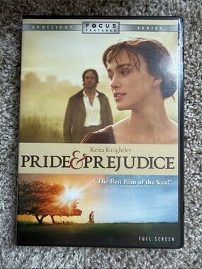 Pride & Prejudice (Keira Knightley) - Cream/Beige Cover